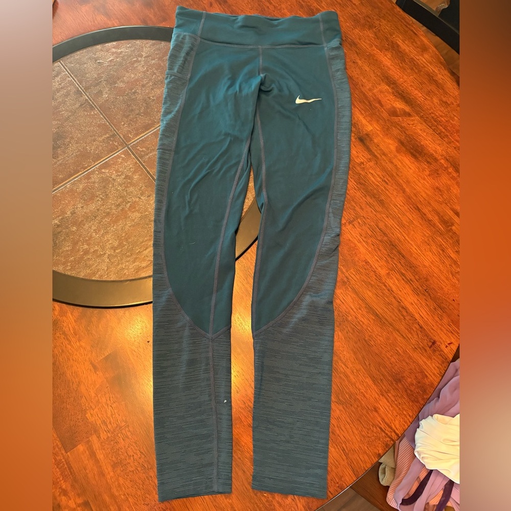 Nike leggings